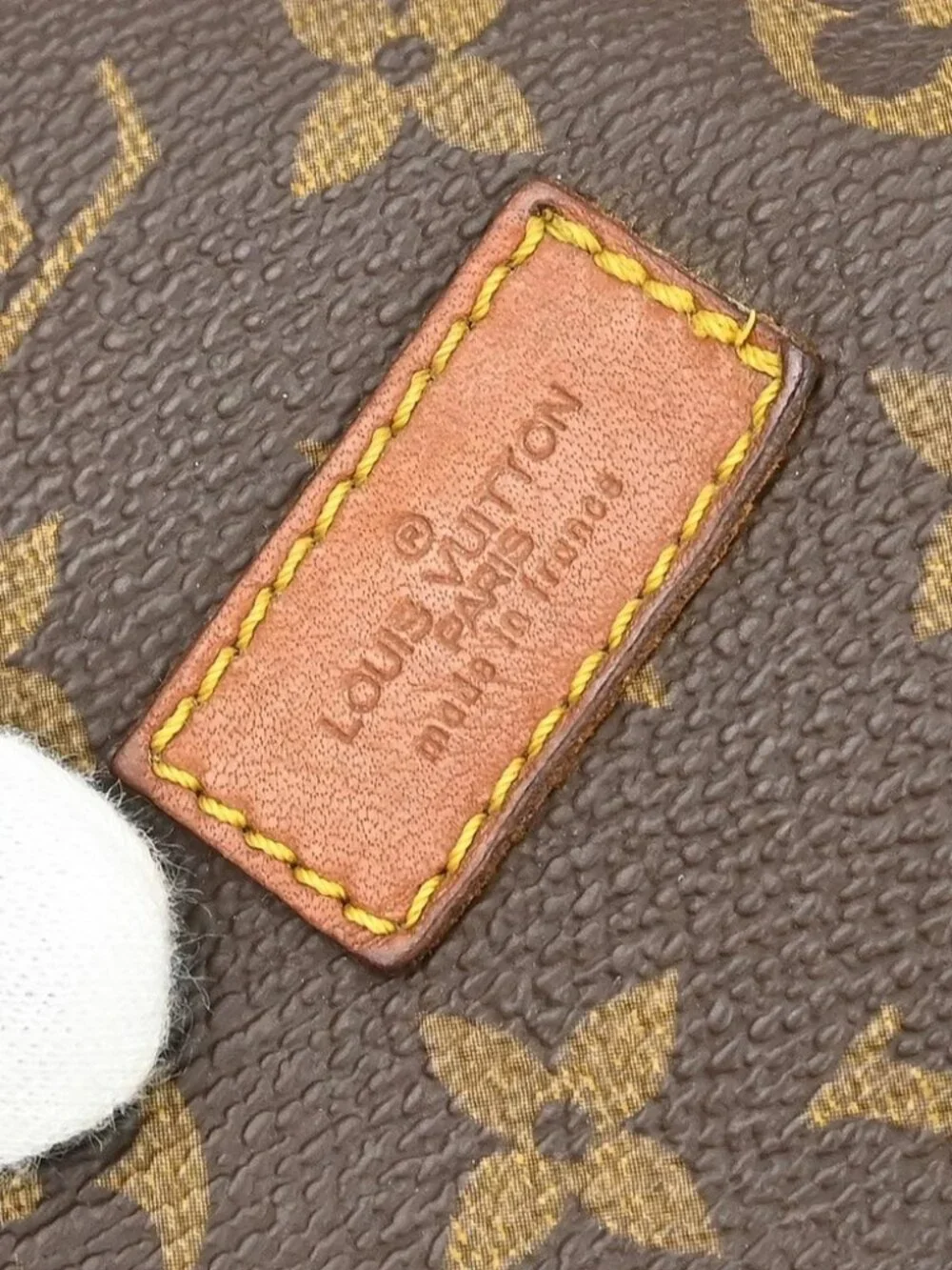 LOUIS VUITTON MONOGRAM SAUMUR 43 MESSENGER BAG
